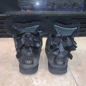 Ugg's Baily Short ll Black